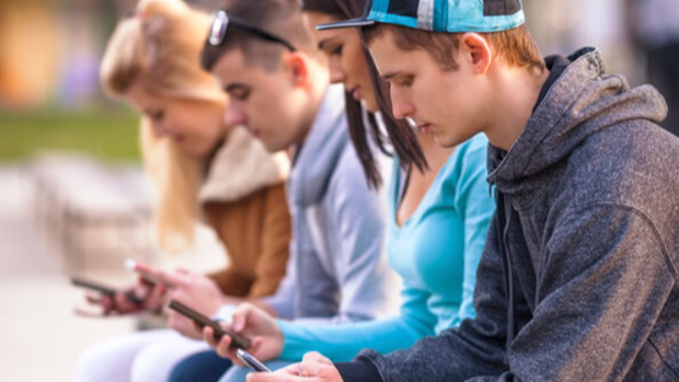 Installare i parental control su smartphone e tablet, ad aiutare i genitori ci pensa il tutor