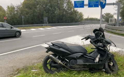 Scontro auto moto nella notte: grave un 24enne