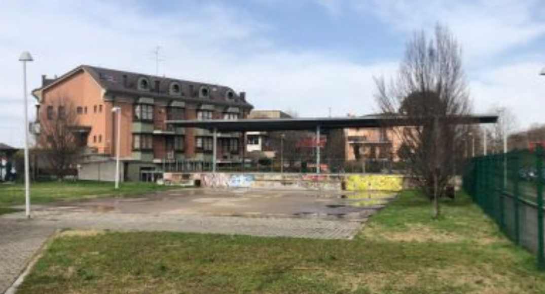 Ex skatepark: raccolta firme per farne un’area cani, ma c’è chi dice no