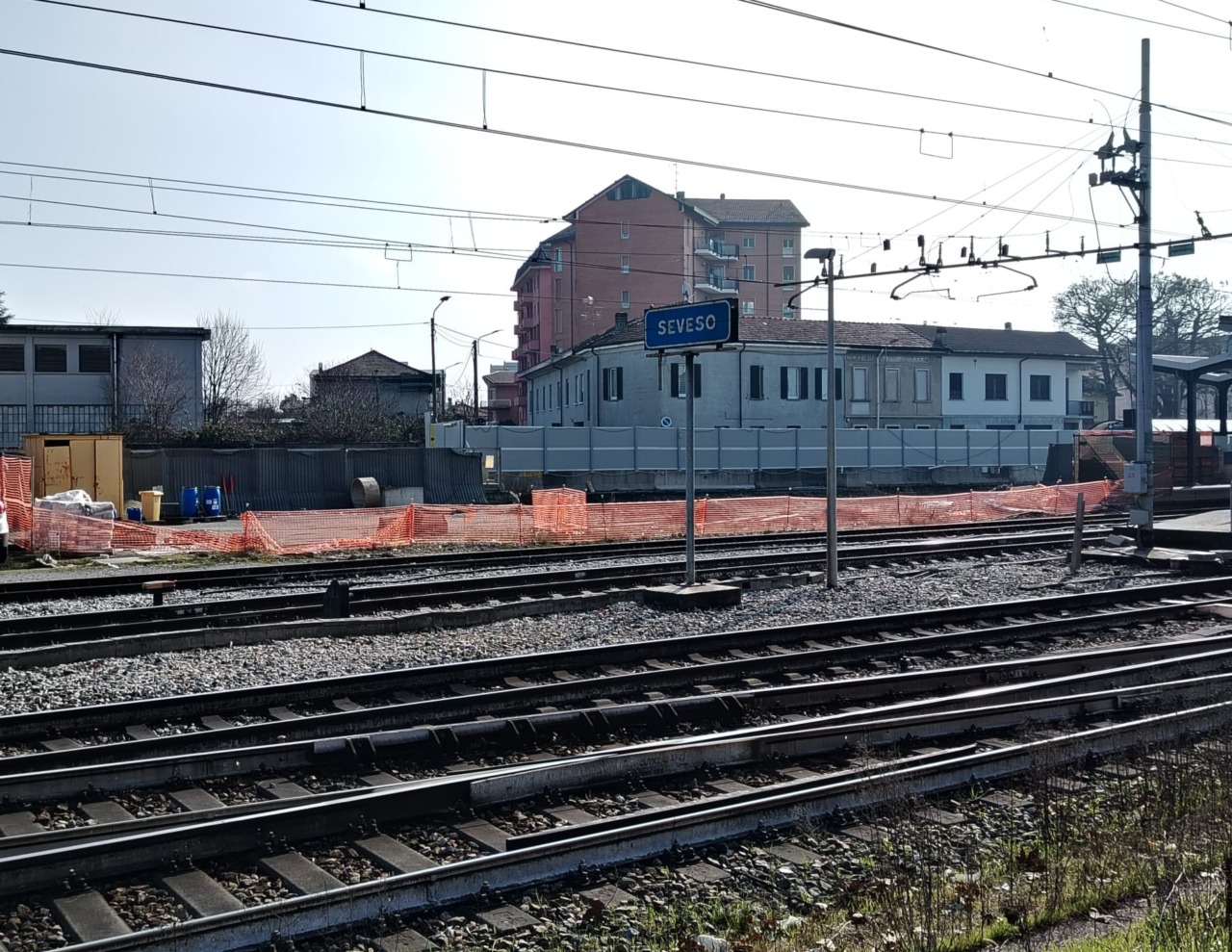 Raddoppio ferroviario e sottopasso: chiudono i passaggi a livello, ecco per quanto