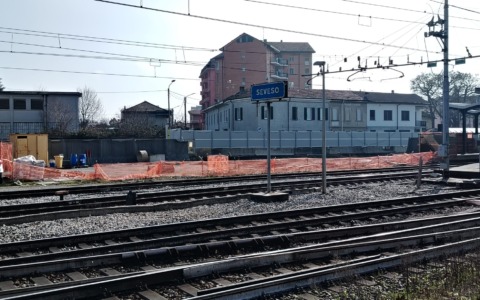 Raddoppio ferroviario e sottopasso: chiudono i passaggi a livello, ecco per quanto