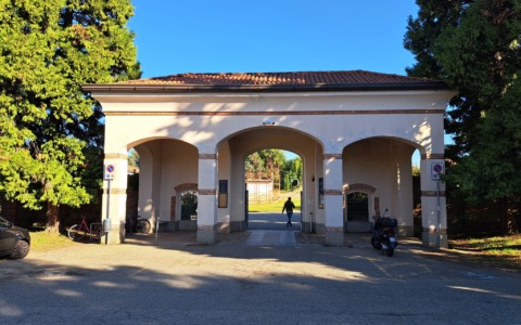 Manutenzioni e nuove telecamere nei cimiteri cittadini