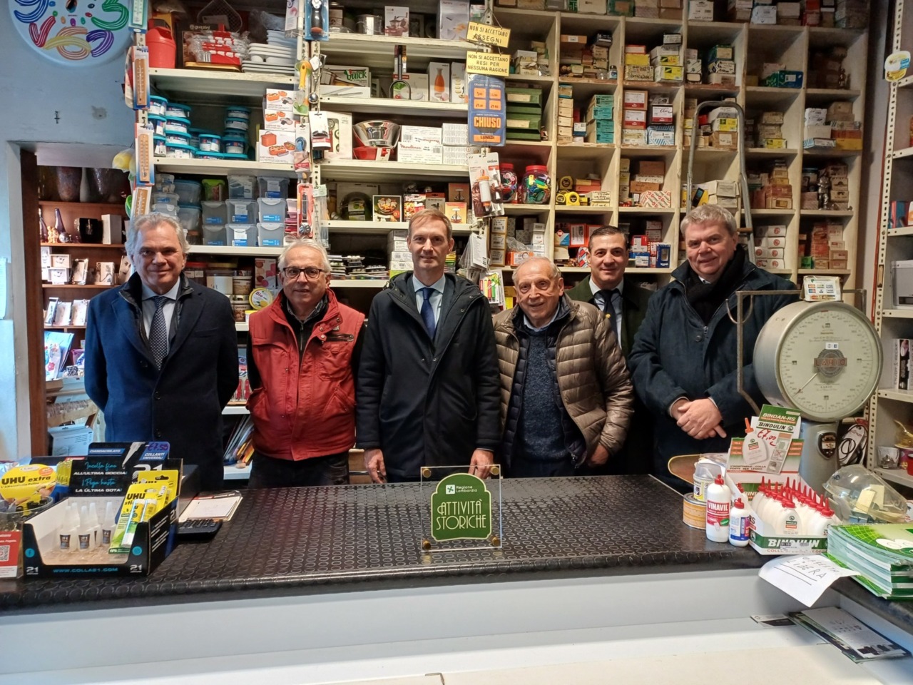 Il presidente del Consiglio regionale in visita alle “Attività storiche” della città