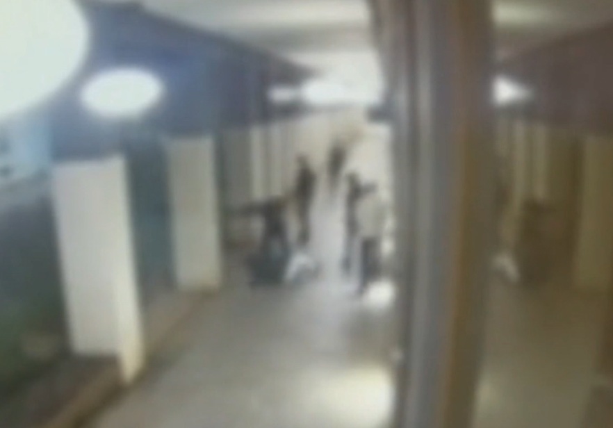 Aggressione in corso Como, niente arresti domiciliari per i due 18enni indagati