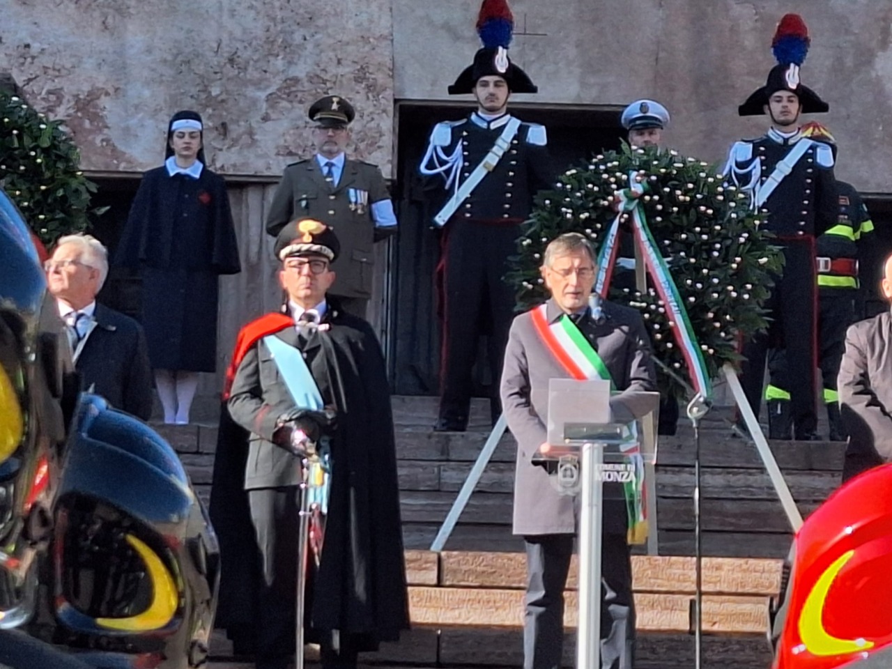 Un 4 Novembre tra celebrazioni e proteste a Monza