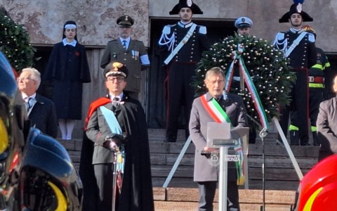 Un 4 Novembre tra celebrazioni e proteste a Monza