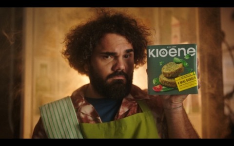 Kioene: dalla confezione allo spot, un nuovo volto per promuovere la scelta vegetale