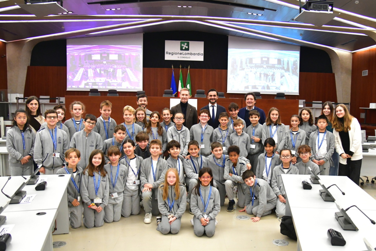 La scuola primaria “Maddalena di Canossa” in visita didattica a Palazzo Pirelli