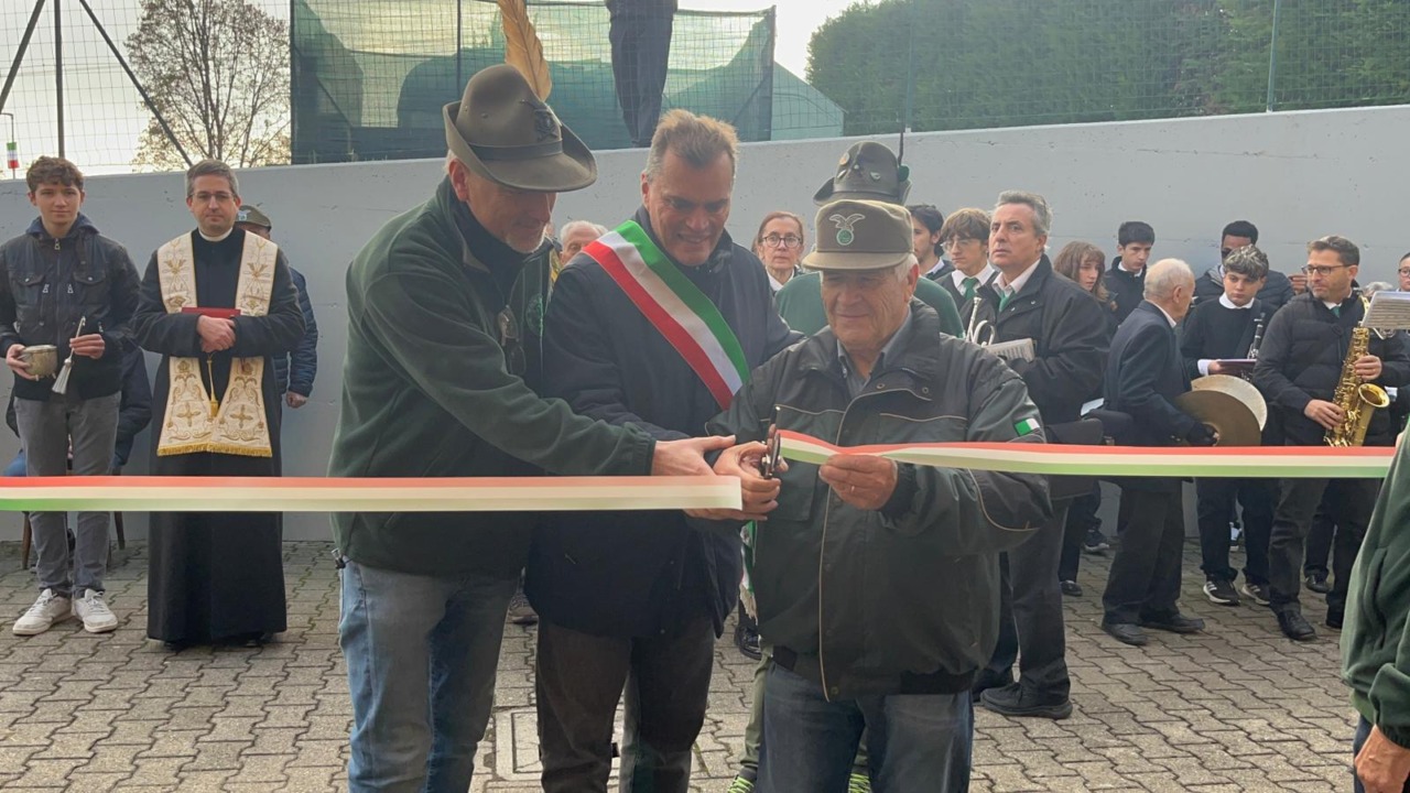 Taglio del nastro per il museo dei Combattenti e Reduci