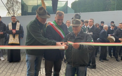 Taglio del nastro per il museo dei Combattenti e Reduci