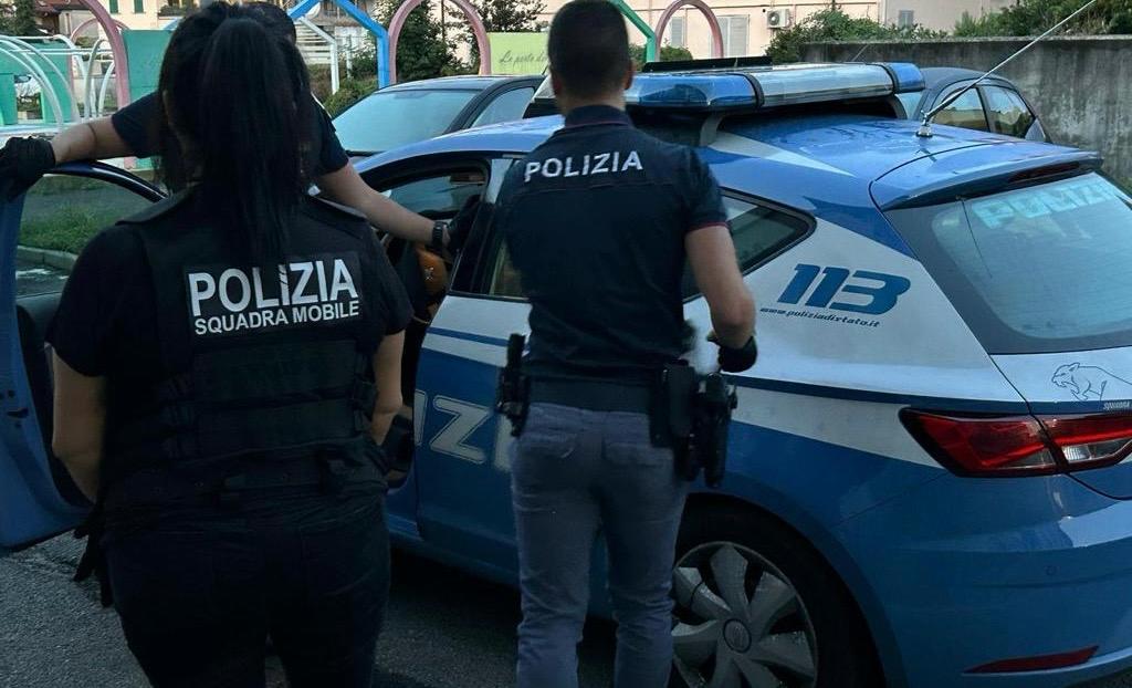 Droga a fiumi nel “barrio”: misure cautelari per i vertici delle bande