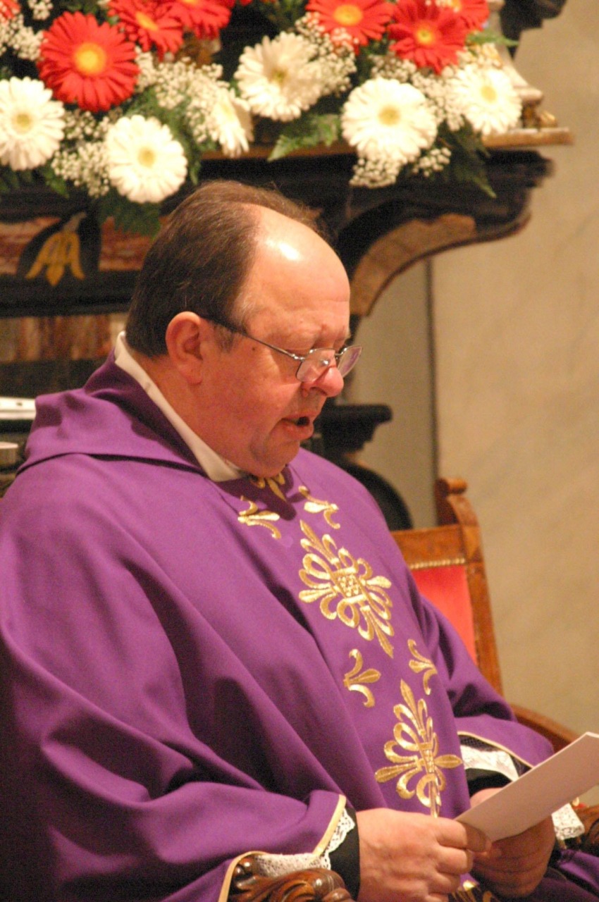 E’ morto don Enrico Baramani, storico parroco di Cassina Savina