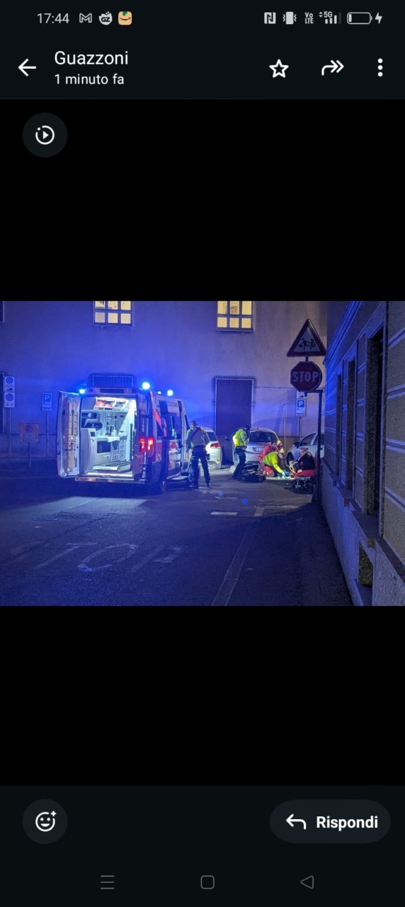 Malore in strada, 60enne in ospedale con l’eliambulanza