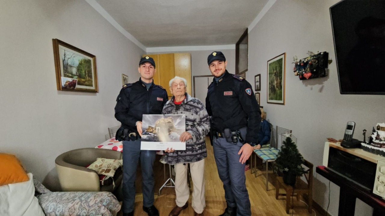 Cent’anni in divisa nel cuore: omaggio al super poliziotto