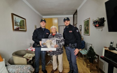 Cent’anni in divisa nel cuore: omaggio al super poliziotto