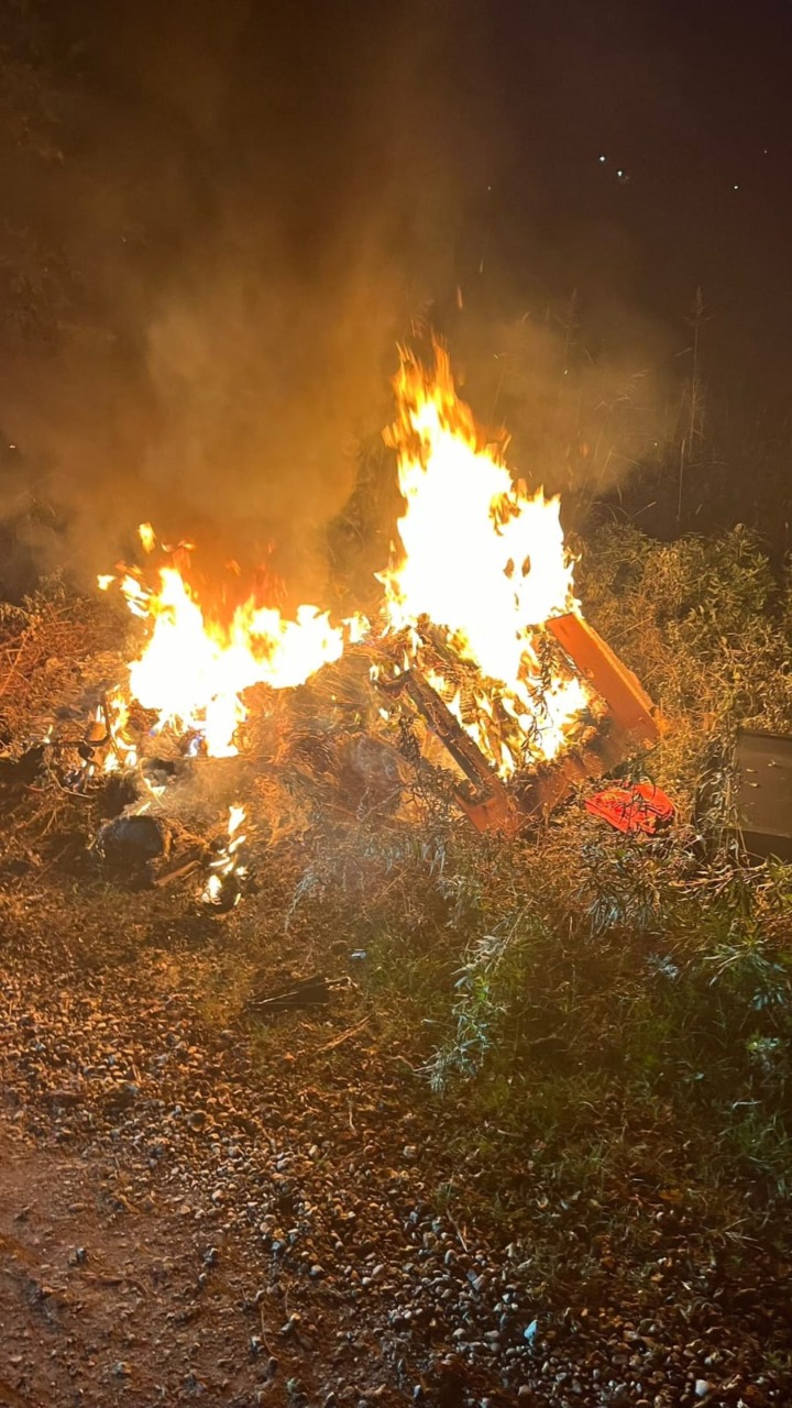 Incendi, rifiuti e buche: raccolta firme per sistemare via Canturina