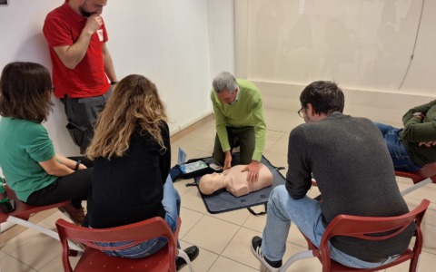 Un corso di primo soccorso per i dipendenti della Prefettura