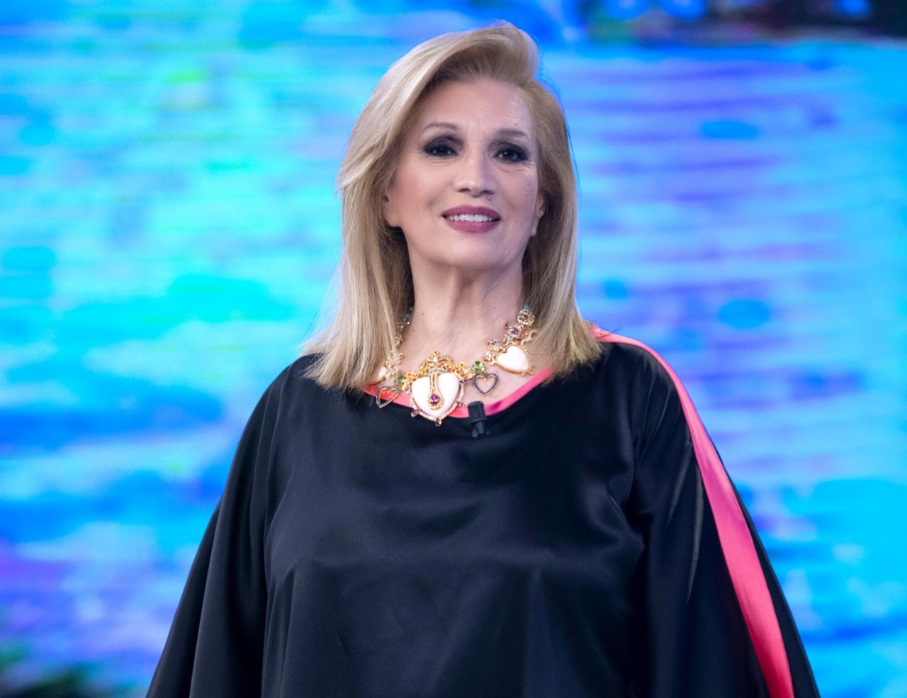 Iva Zanicchi e l’incubo dei ladri: «Non ce la faccio più, io mi armo»