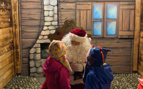 Il villaggio di Natale accende le feste a Cavenago