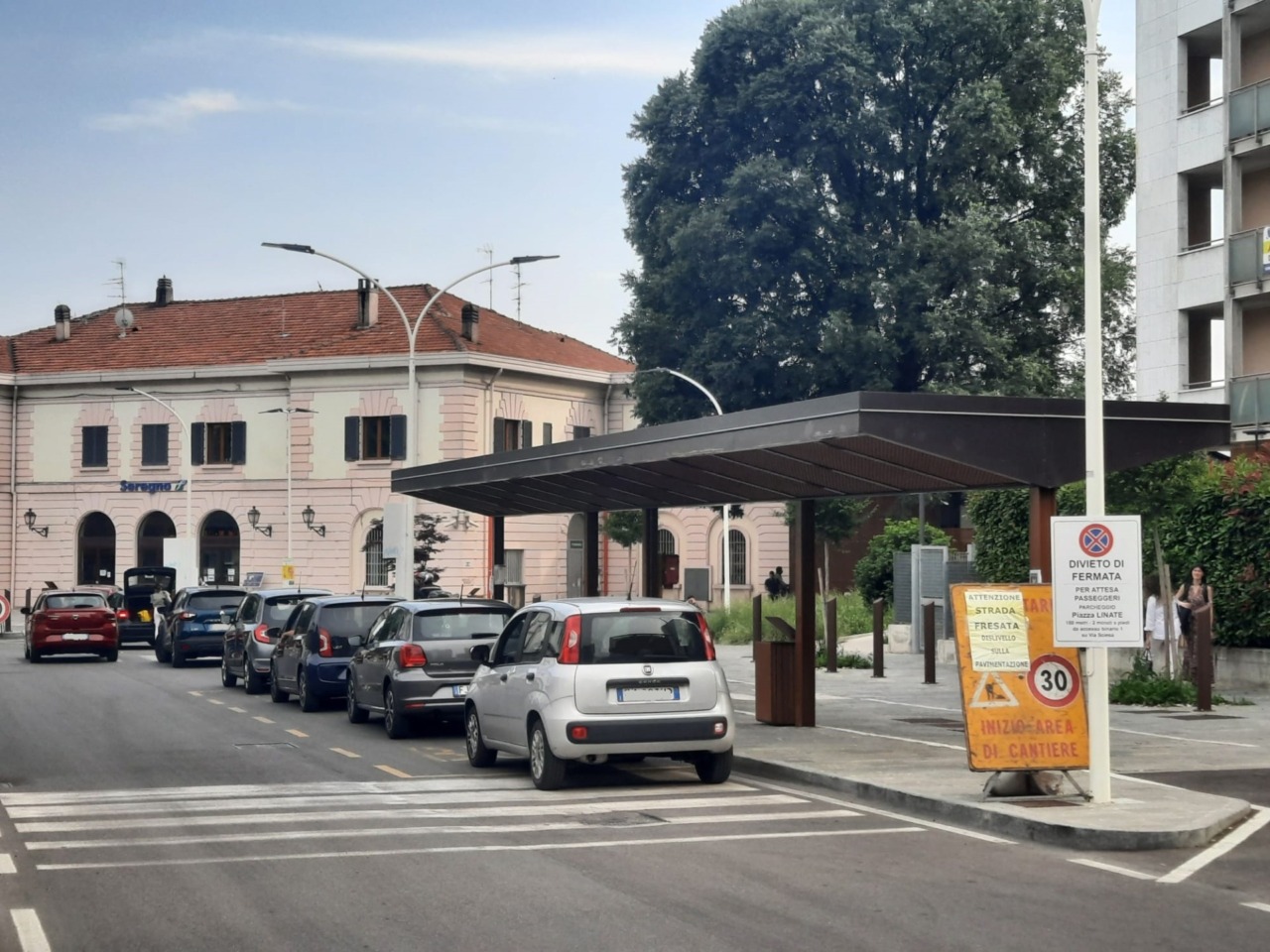 Traffico, sosta selvaggia e commercio in sofferenza: i problemi del quartiere