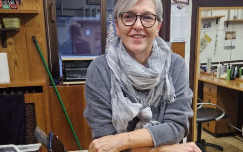 La parrucchiera Alice ci dà un taglio: «Chiudo dopo 53 anni di attività»