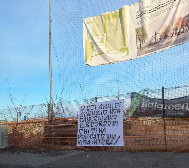 Giussano, striscioni a Paina