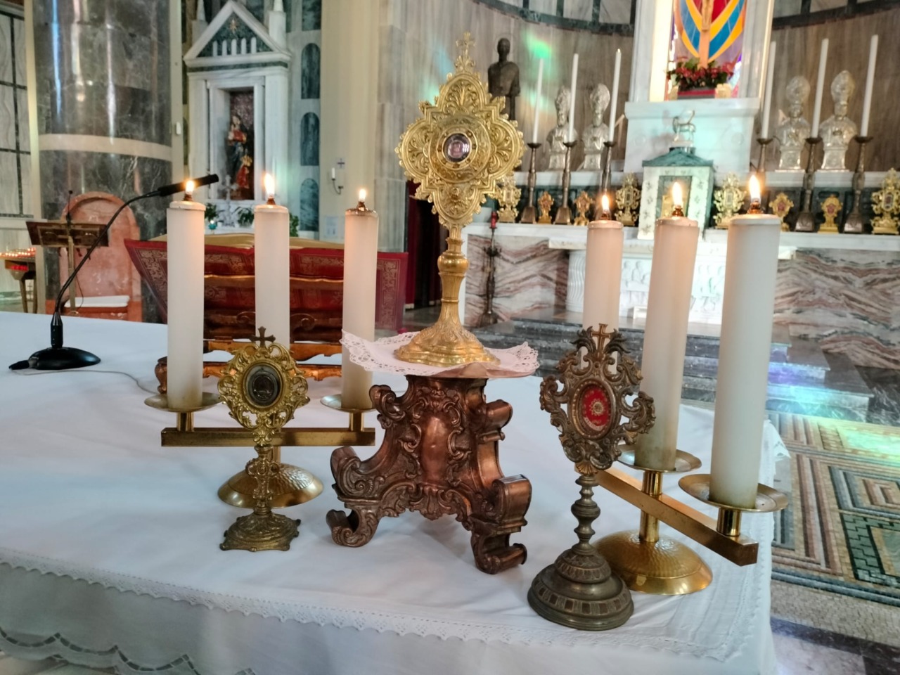 A Verano  la reliquia del Velo di Maria