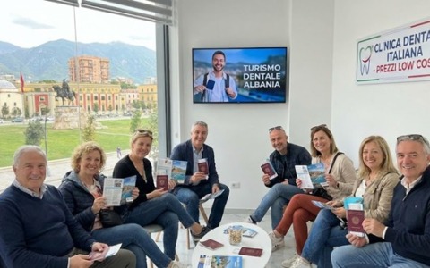 Turismo Dentale Albania: Cresce il Fenomeno tra i Brianzoli, Ma Serve Cautela