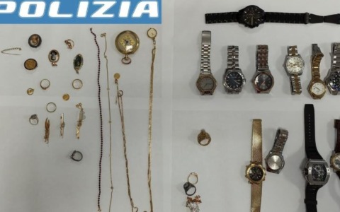 Refurtiva da centinaia di migliaia di euro: arrestata coppia di ladri seriali