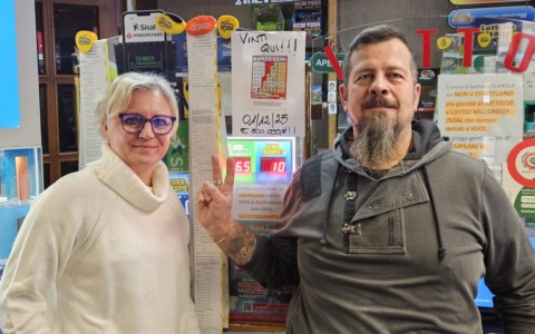 “Gratta” cinque euro… e ne vince mezzo milione