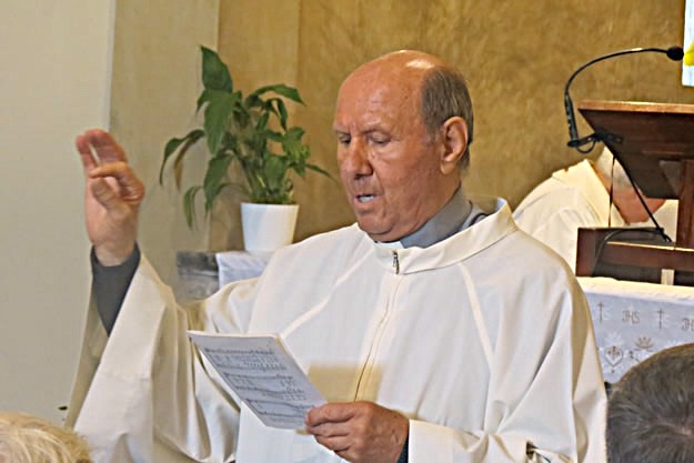 Razzia in chiesa, rubati i calici dell’ex parroco