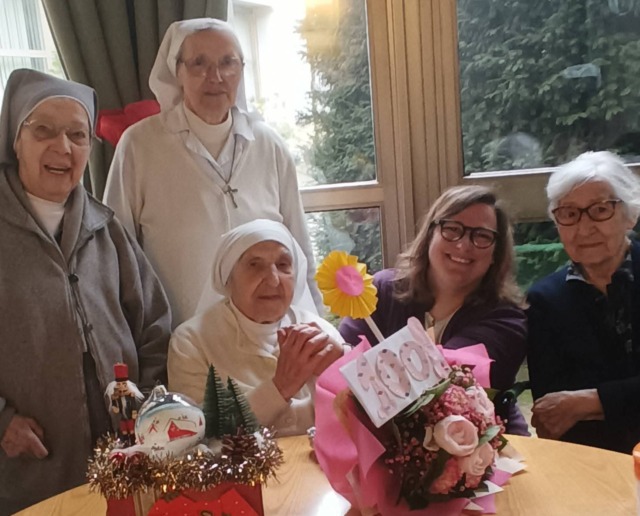 Tanti auguri suor Teresia, cento anni all’insegna della fede