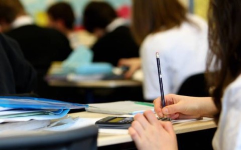 Insegnava senza laurea, finto professore condannato a pagare 63mila euro