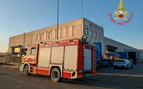 Infortunio sul lavoro, operaio cade da tre metri