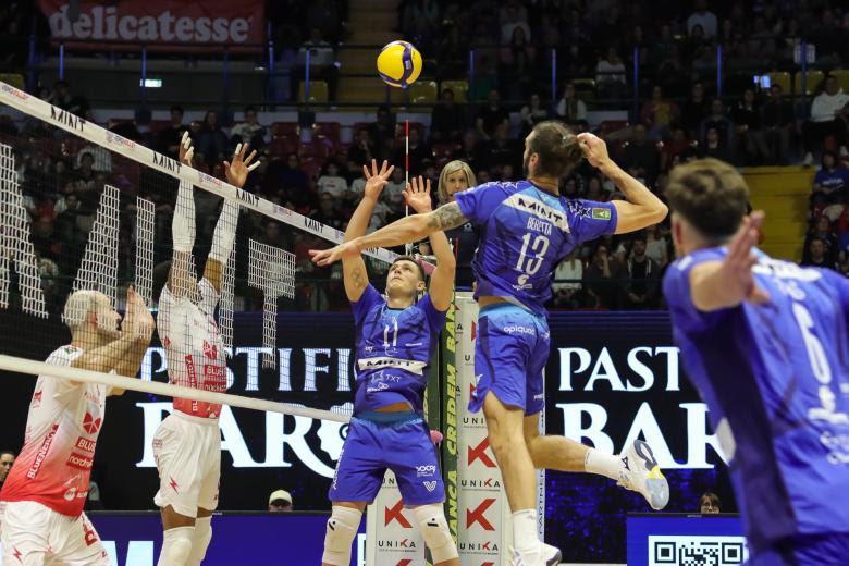 Piacenza si impone in casa della Vero Volley Monza