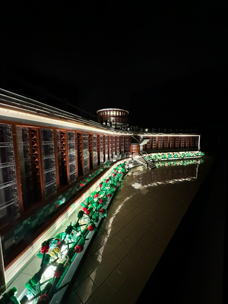 Piazze e monumenti in mattoncini Lego: in città arriva la mostra di Luca Petraglia