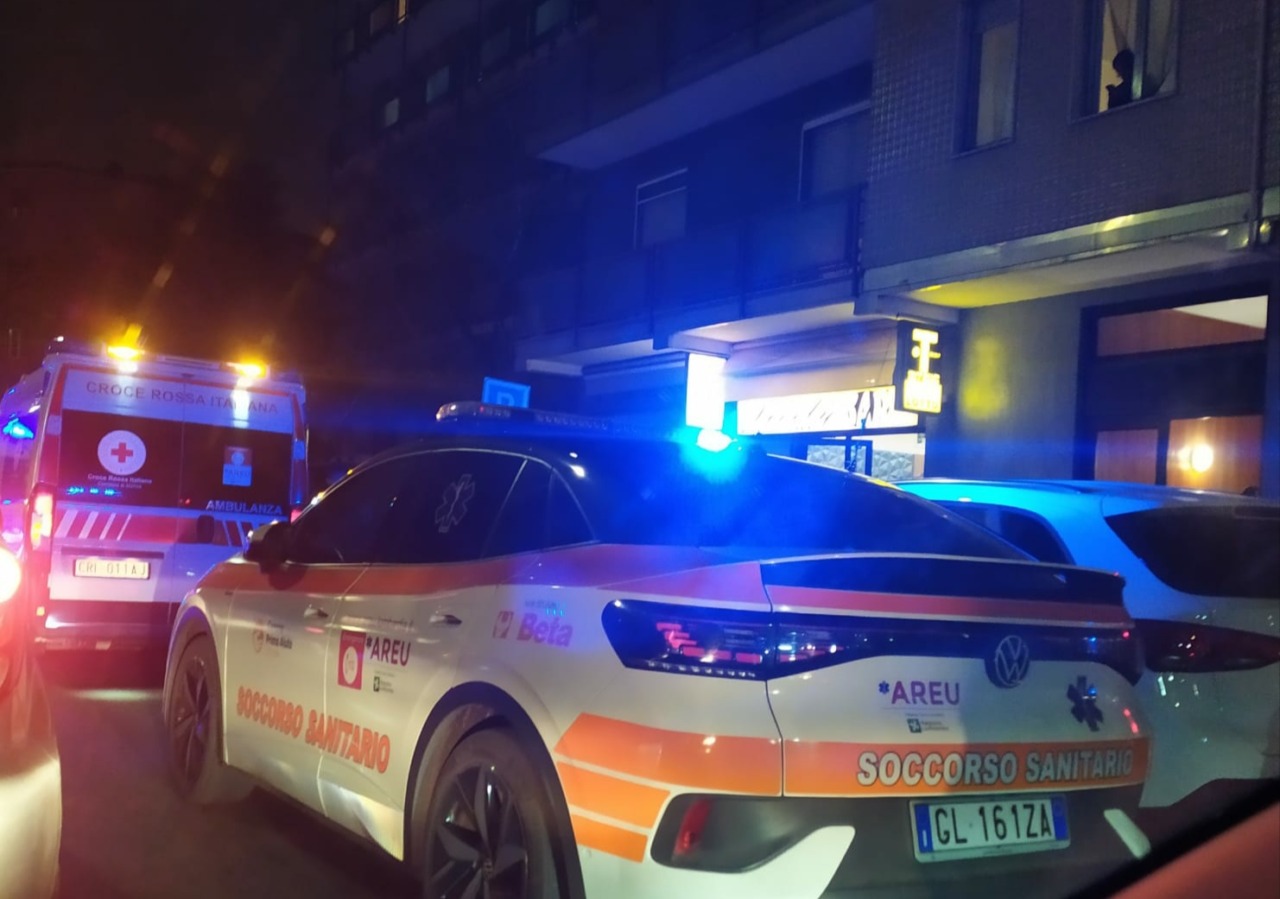 Donna accoltellata in casa a Muggiò