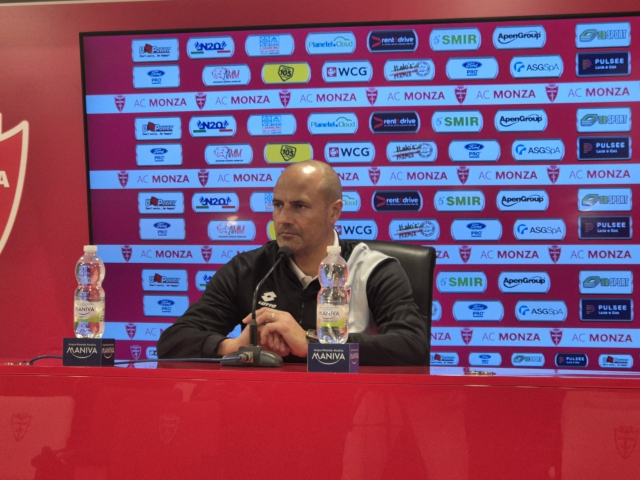 Bianco presenta Monza – Pescara: «Dobbiamo vincere». Poi smentisce le voci: «Carboni resta»