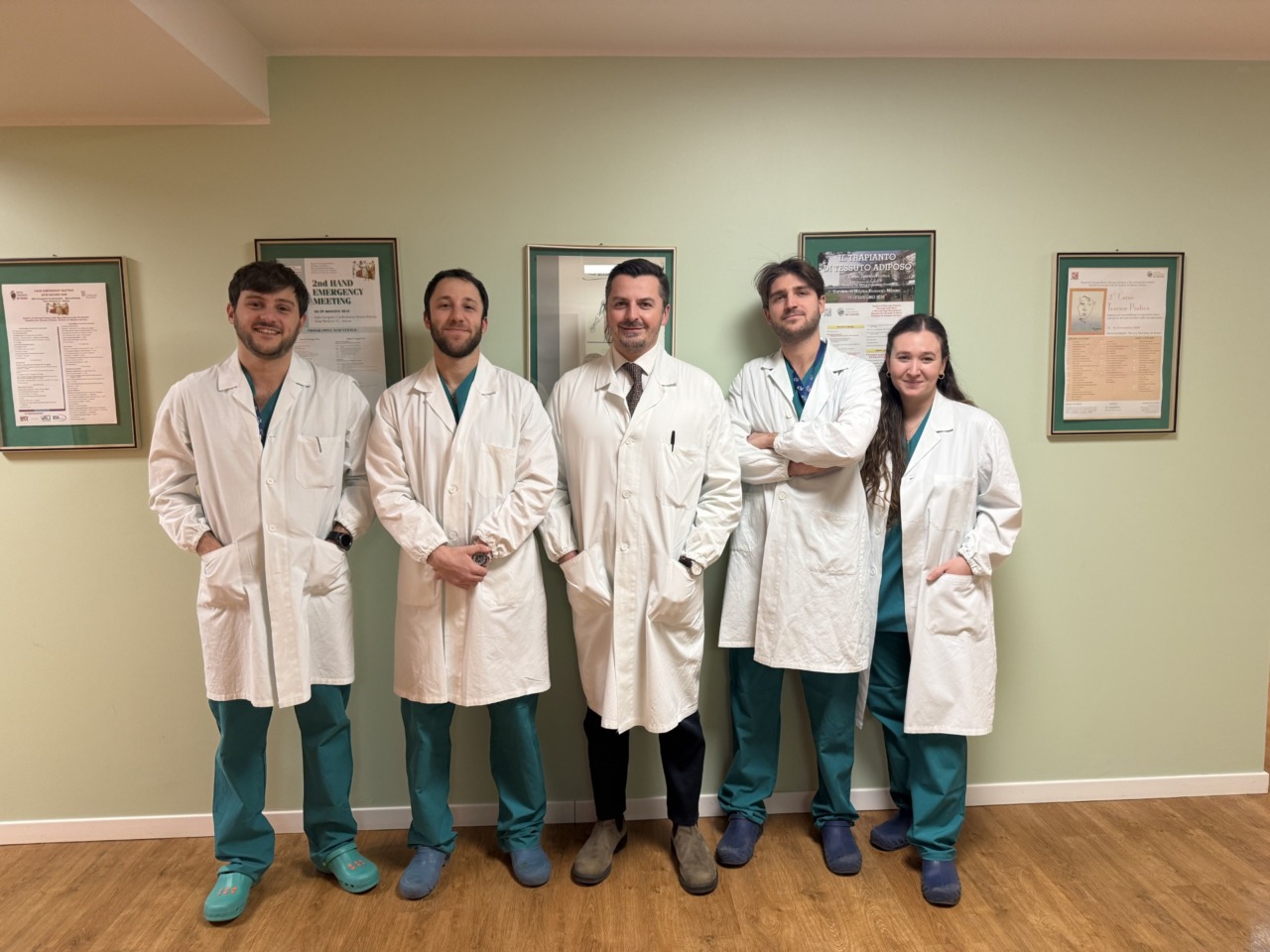 Traumi da botti e armi a salve: ancora ricoverati i pazienti più gravi