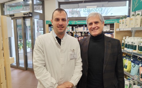 Le Farmacie Comunali acquistano i defibrillatori
