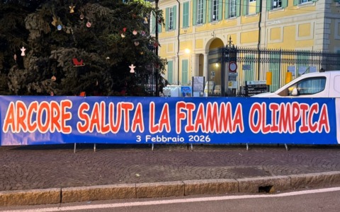 Arcore è già a Cinque Cerchi, ma c’è chi vorrebbe spegnere la fiamma delle Olimpiadi “insostenibili”