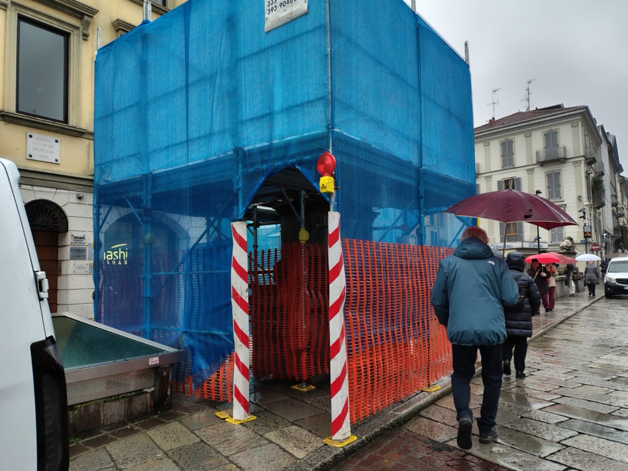 Messo in sicurezza il Leone sfregiato e potrebbero pagare i genitori