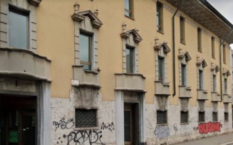 L’ex banca chiusa da anni potrebbe diventare uno studentato