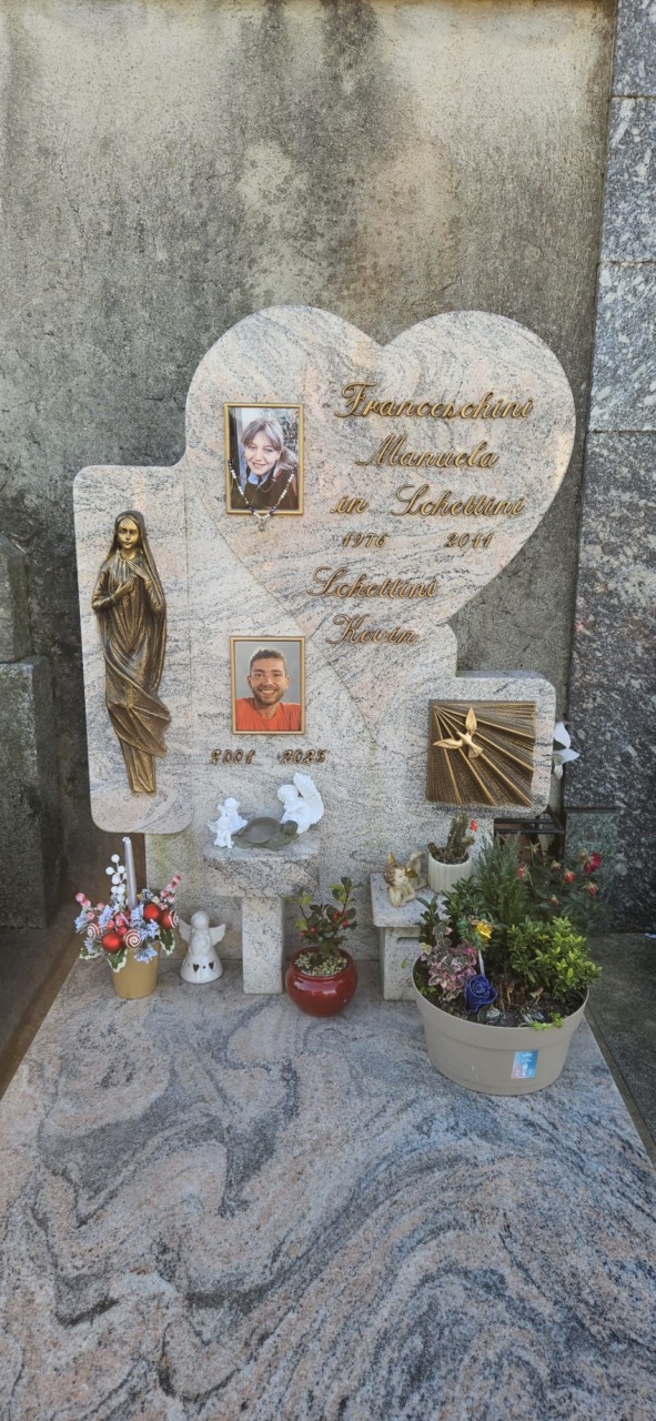 Ladri senza cuore al cimitero: “Razziata la tomba di mia figlia e mio nipote”