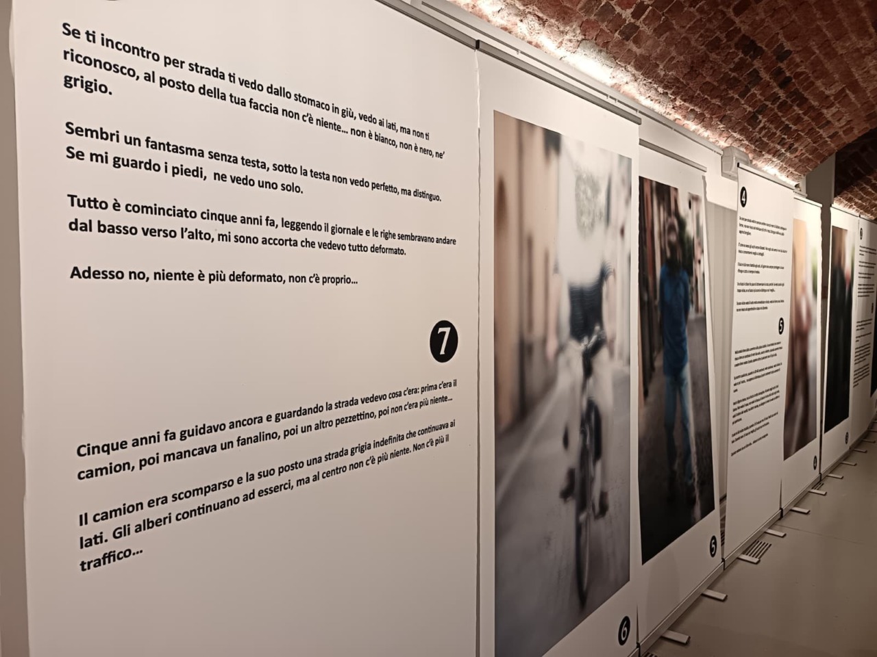 Volti sfocati, appena delineati: “Ecco come percepiamo il mondo”