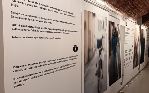 Volti sfocati, appena delineati: “Ecco come percepiamo il mondo”