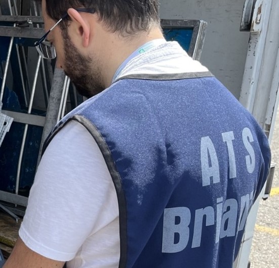 Controlli in uno stabilimento di produzione di pandori