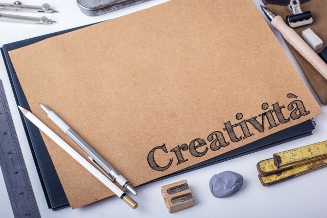 Attività creative antistress per adulti: ecco come rilassarsi con l’arte