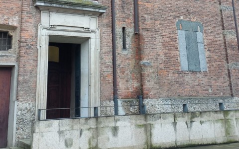 Rubati i pluviali in rame della Basilica