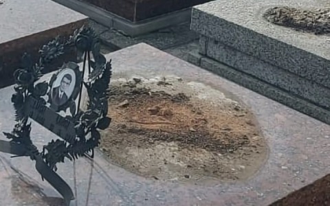 Ladri senza vergogna fanno incetta di rame e bronzo sulle tombe